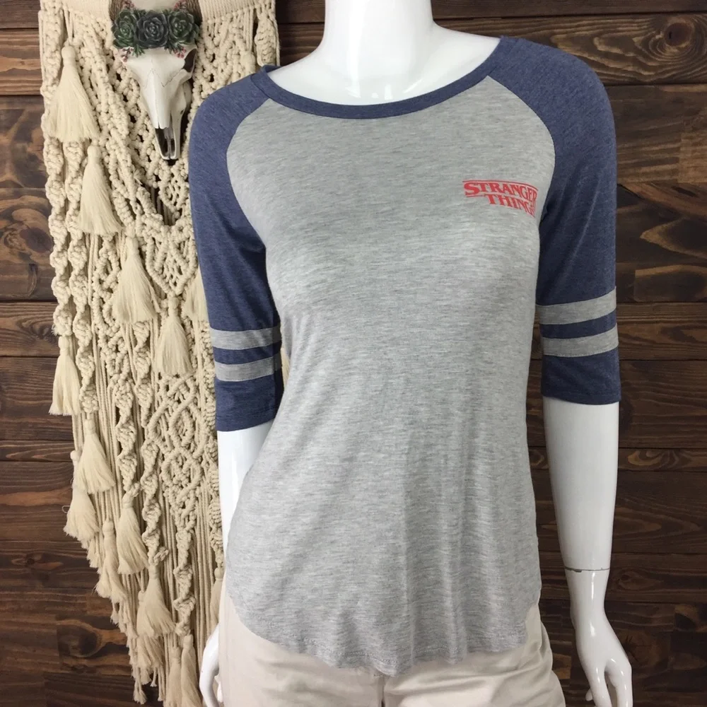 Stranger Things | Graphic Ringer Tee Striped‎